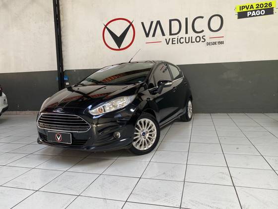 FORD FIESTA 1.6 TITANIUM HATCH 16V FLEX 4P POWERSHIFT FORD FIESTA 1.6 TITANIUM HATCH 16V FLEX 4P POWERSHIFT